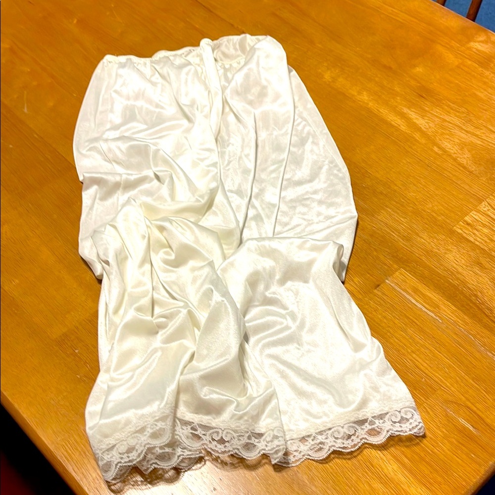 Half slip